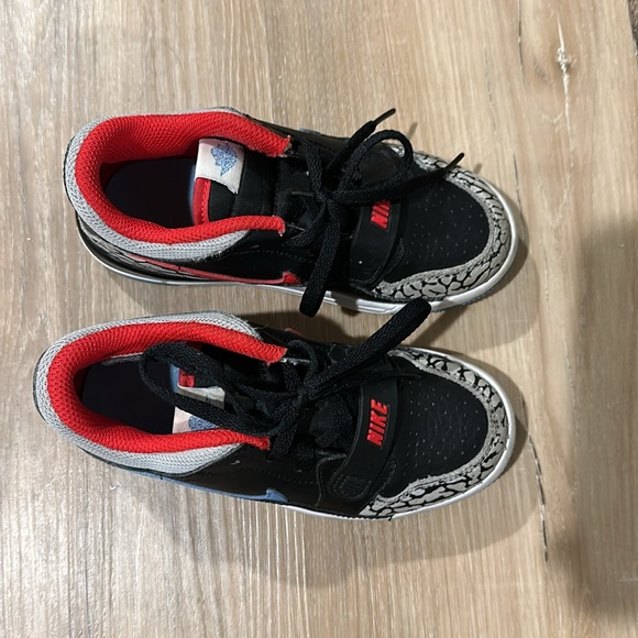 Nike Air Jordan Legacy 312 Low GS Black Blue Red size 11c - Picture 2 of 10